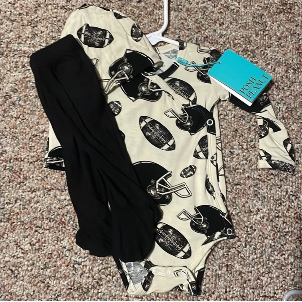 Posh Peanut Touchdown 0-3mo Kimono set